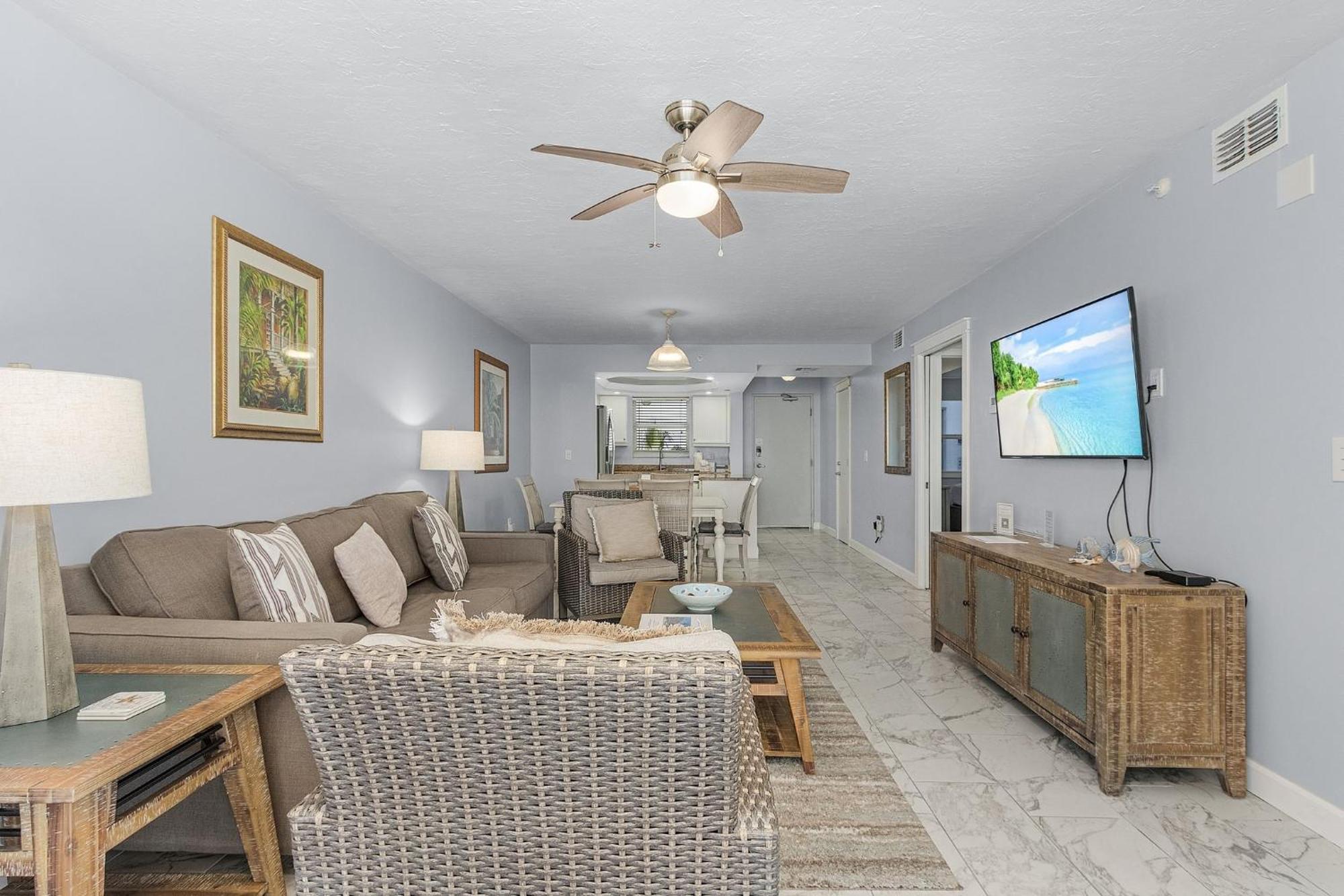 Fantastic Gulf Front Condo On The North End Of The Island - Beach Villas # 504 Condo Fort Myers Beach Exterior photo