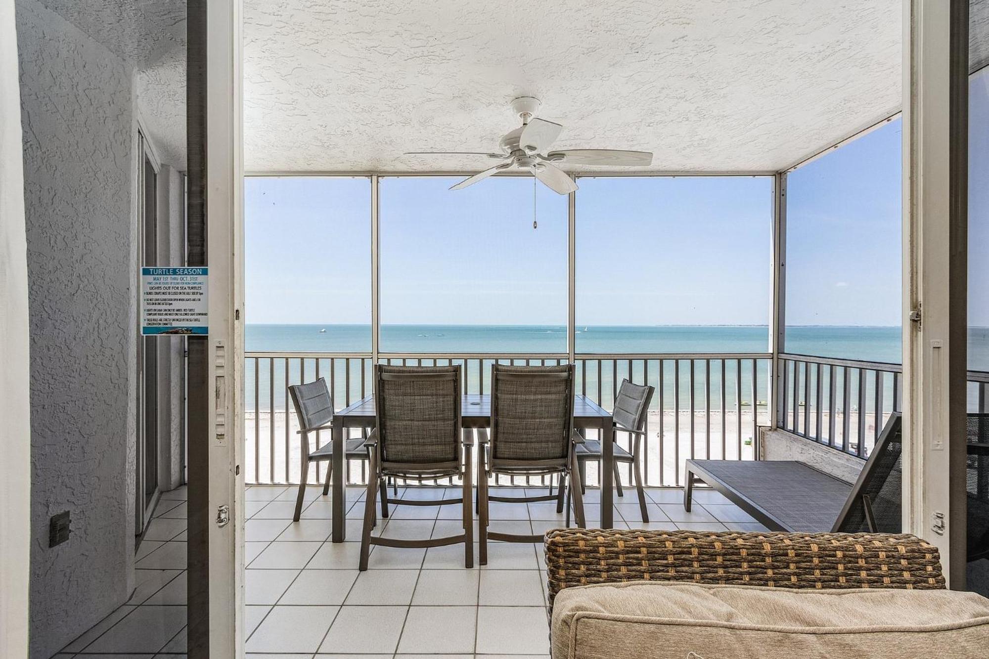 Fantastic Gulf Front Condo On The North End Of The Island - Beach Villas # 504 Condo Fort Myers Beach Exterior photo